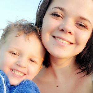 Meet your Posher, Alix